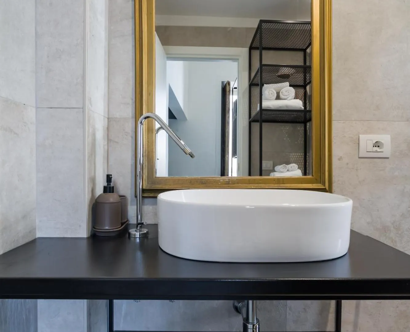 Casa Dei Mille Napoli Apartment 0*, Naples Italy