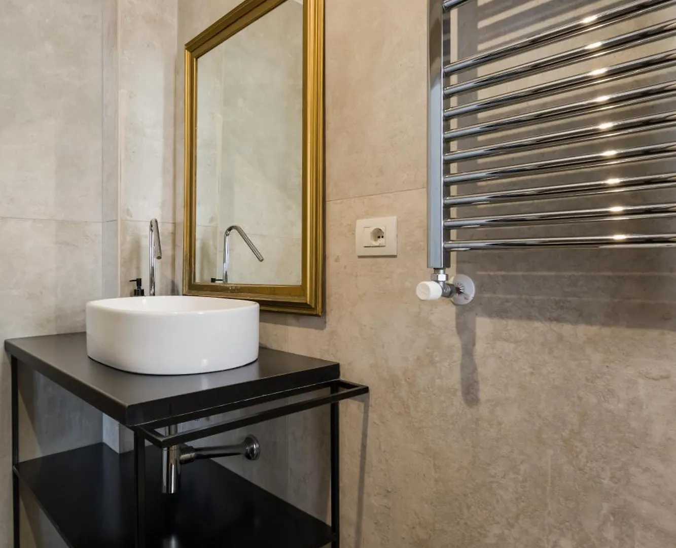 Casa Dei Mille Napoli Apartment Italy