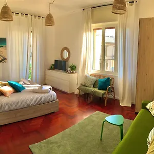 Apartment Materdei, Naples